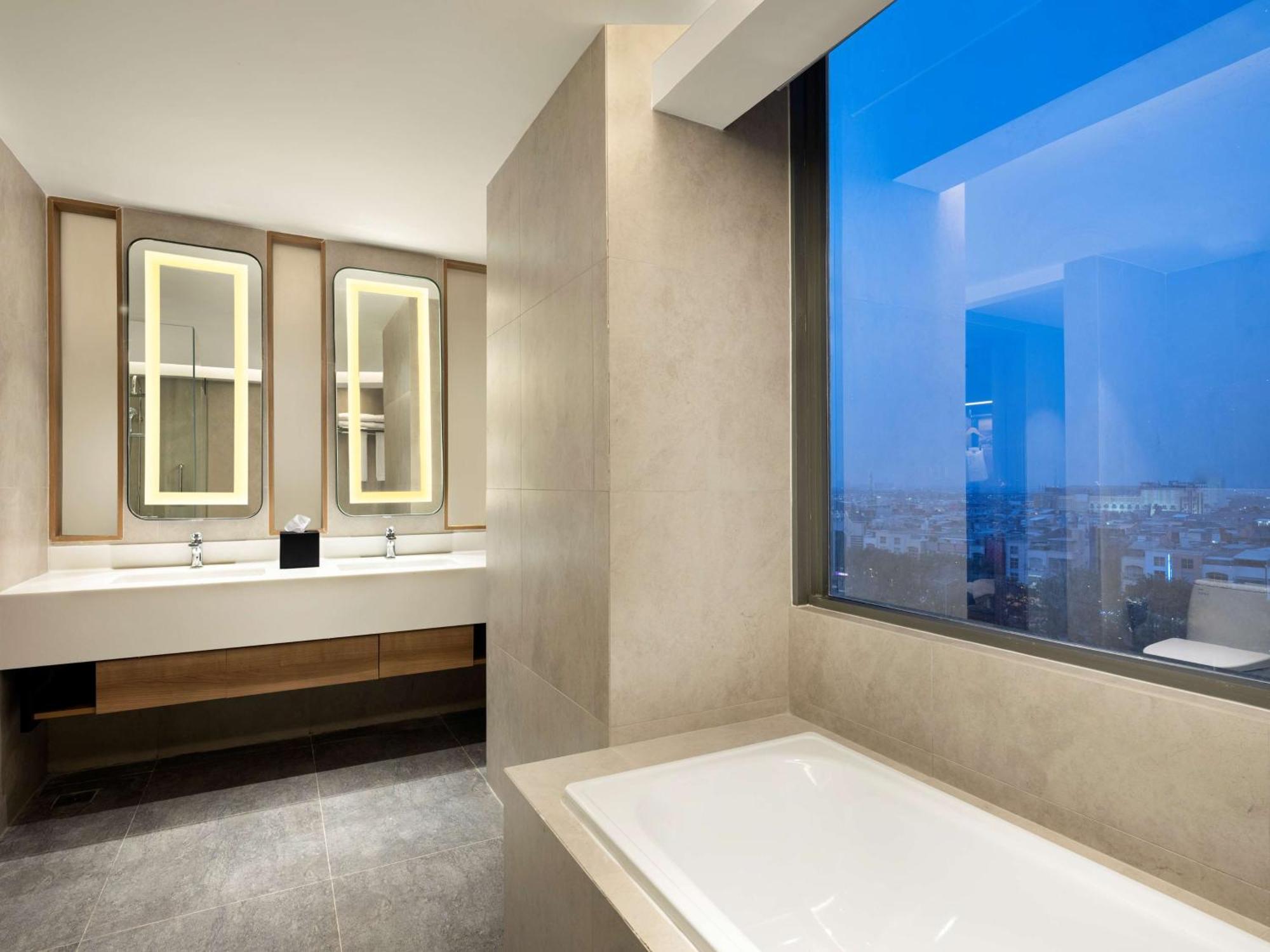Hilton Garden Taman Palem