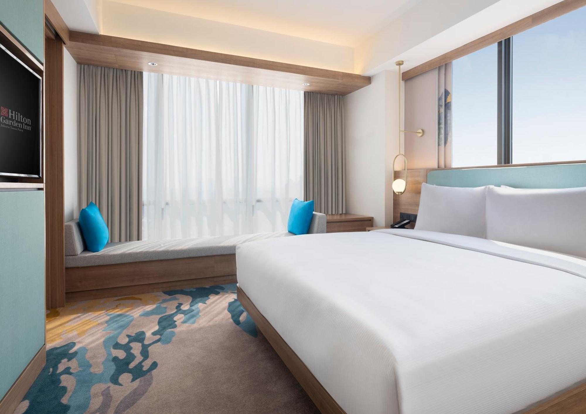 Hilton Garden Taman Palem Hotel 4*